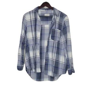 Fashion flannel in blue. Free beauty gift with purchase!